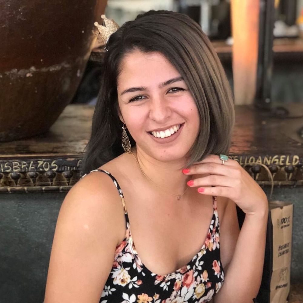 Meet your Posher, Nicole